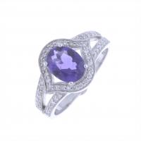 20-RING WITH AMETHYST AND DIAMONDS.