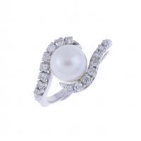 83-TOUS. RING WITH DIAMONDS AND PEARL.