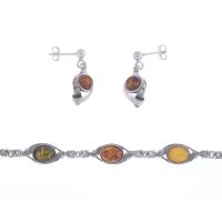 1123-BRACELET AND EARRINGS WITH AMBER SIMILE.