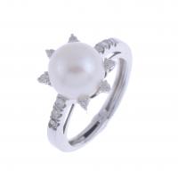 26-DIAMONDS AND PEARL RING.