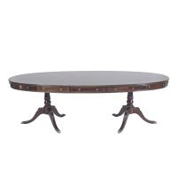 765-REGENCY STYLE DINING TABLE, 20TH CENTURY.