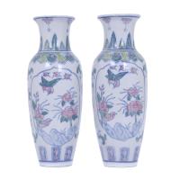 227-TWO CHINESE VASES, REPUBLIC, SECOND HALF OF THE 20TH CENTURY. 