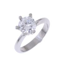 113-SOLITAIRE DIAMOND RING.