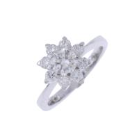 80-SORTIJA ROSETÓN CON DIAMANTES.