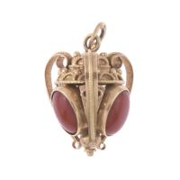 204-PENDANT CHARM WITH CORAL.