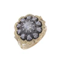 98-ROSETTE RING, EARLY 20TH CENTURY.