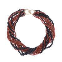 25821-BRAIDED NECKLACE IN CARNELIAN AND ONYX.