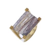 34-LARGE RING WITH RUTILATED QUARTZ.