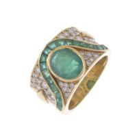 54-RING WITH EMERALDS AND DIAMONDS PAVÉ.