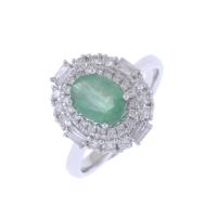52-ROSETTE RING WITH EMERALD AND DIAMONDS