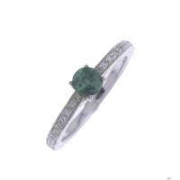 119-RING WITH EMERALD AND DIAMONDS.