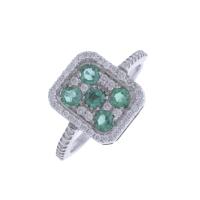 115-RING WITH EMERALDS AND DIAMONDS