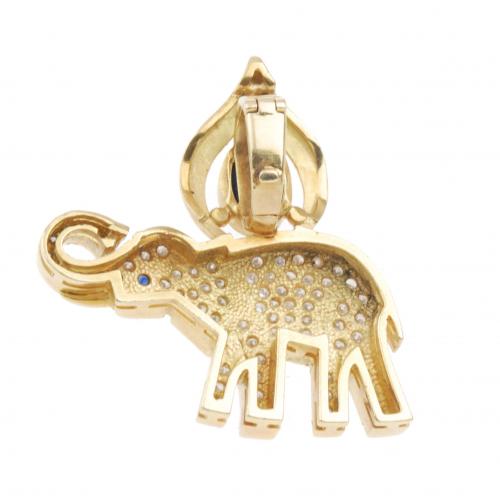 COLGANTE ELEFANTE EN ORO Y DIAMANTES.