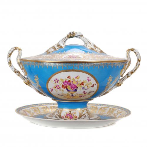 LARGE FRENCH SÈVRES SOUP TUREEN & TRAY, CIRCA SECOND QUARTE