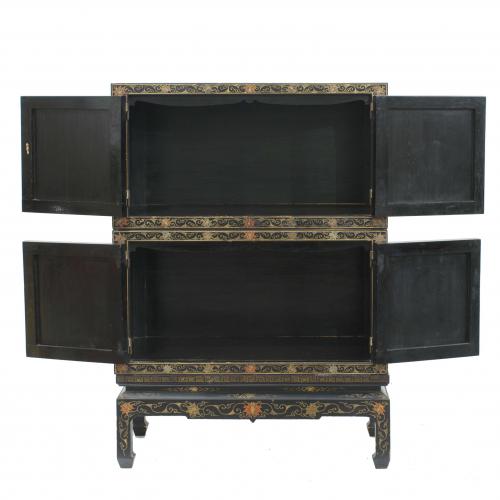 CHINESE CABINET, 20TH CENTURY