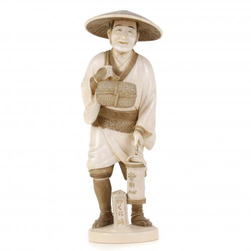 Carved ivory figure with mark on the base 20.5 x 7x 6 cm, 540 grWith documentation of Spanish Federation of antique dealers.