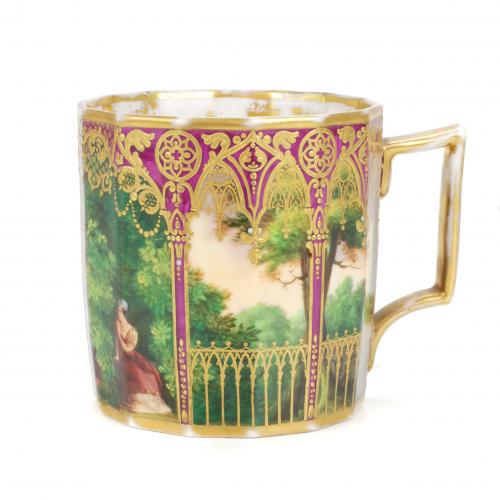 TAZA EUROPEA DE PORCELANA, FIN. SIGLO XIX - PPS. SIGLO XX