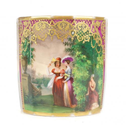 TAZA EUROPEA DE PORCELANA, FIN. SIGLO XIX - PPS. SIGLO XX