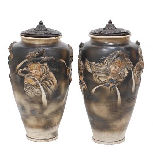 PAIR OF JAPANESE VASES, C19th.