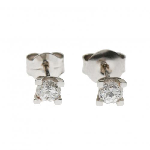 DIAMONDS EARRINGS.