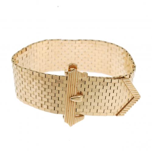 BELT BRACELET.