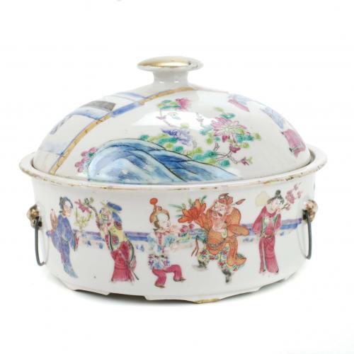 CHINESE SCHOOL C19th SOUP TUREEN