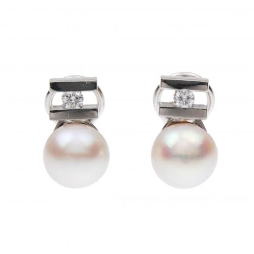 YOU AND I EARRINGS.