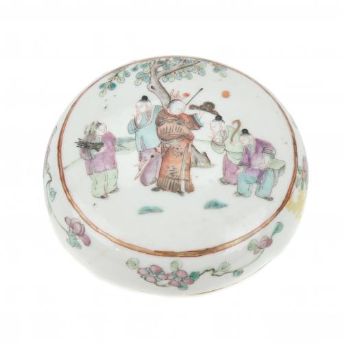 CHINESE BOX, LATE C19 th-EARLY C20th