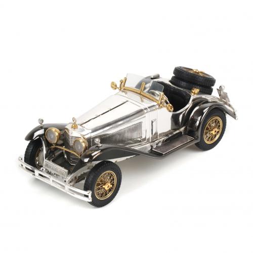 SILVER SCALE MODEL OF MERCEDES 1928