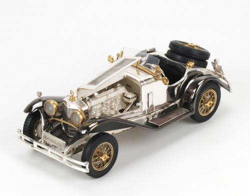 SILVER SCALE MODEL OF MERCEDES 1928