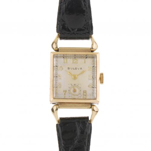 BULOVA. WOMAN'S WRISTWATCH