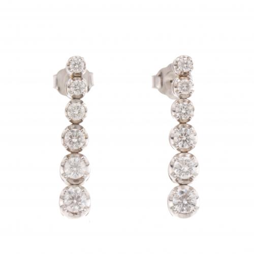 EARRINGS OFCHANNEL SET  DIAMONDS