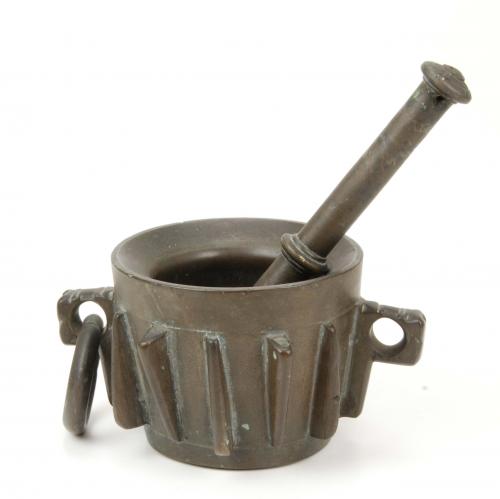 GOTHIC "RIBBED" MORTAR & PESTLE" C14th-C15th