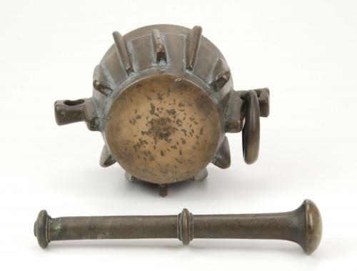 GOTHIC "RIBBED" MORTAR & PESTLE" C14th-C15th