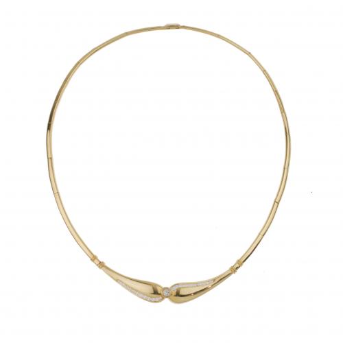 GOLD AND DIAMOND CHOKER.