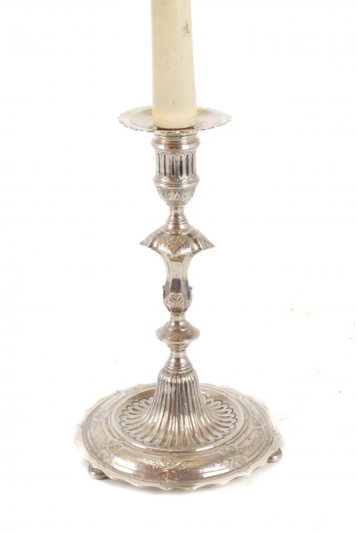 PAIR OF SILVER CANDELSTICKS, FIRST HALF C20th