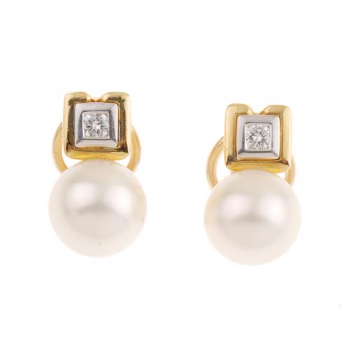 YOU AND I EARRINGS.