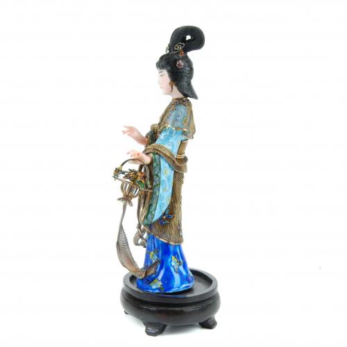 CHINESE LADY