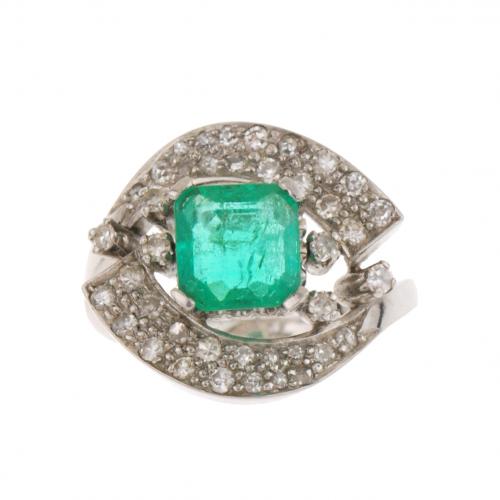 EMERALD RING, EARLY 20th