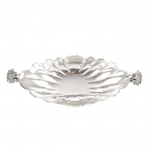 SPANISH SILVER AND SILVER FILIGREE CENTREPIECE, MID C20th.