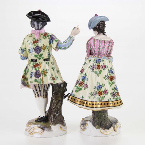 PASSAUER PORZELLANMANUFAKTUR LENCK. "PAIR OF SHEPHERDS",  M