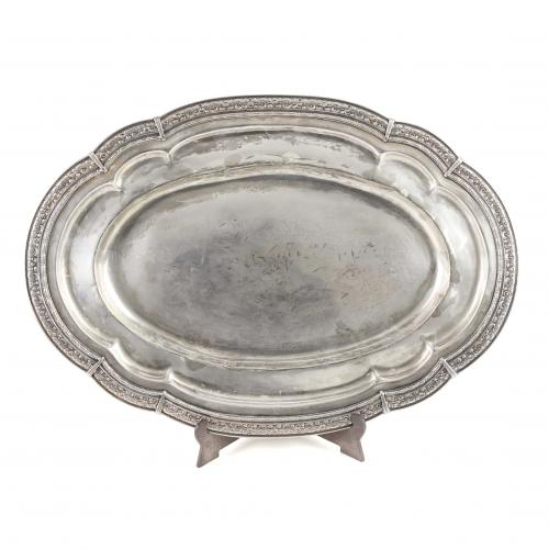 SILVER BARCELONA TRAY, EARLY C20th.