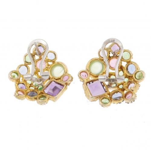 EARRINGS WITH COLOURED STONES.