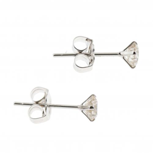 DIAMOND STUD EARRINGS.