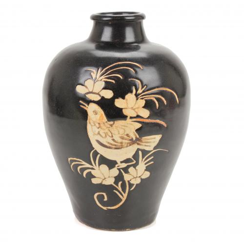 CHINESE VASE, C20th.
