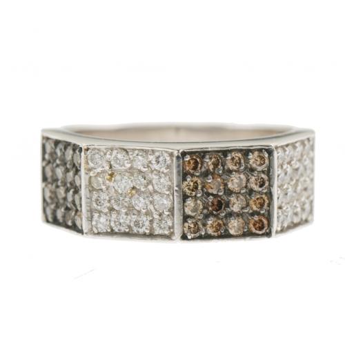 SORTIJA CON DIAMANTES.