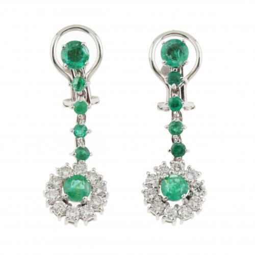 PENDIENTES LARGOS DE ESMERALDAS.