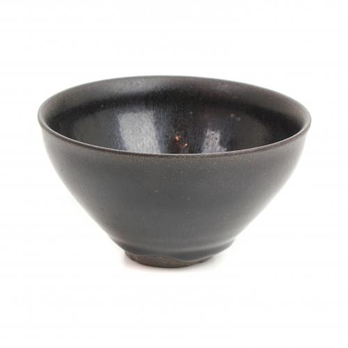 EXCEPTIONAL CHINESE "JIAN" TEA CUP.