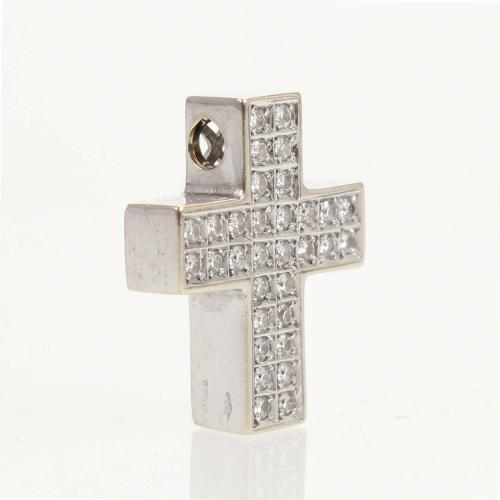 DIAMOND CROSS PENDANT.