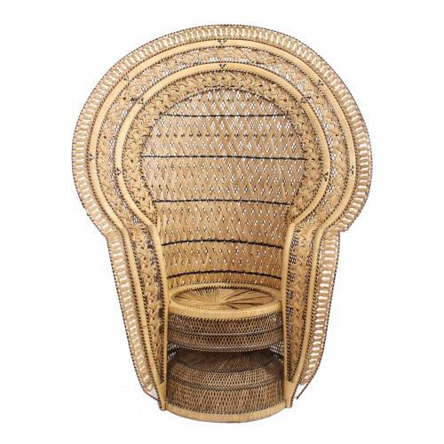 SILLÓN PAVO REAL "EMMANUELLE", MED. SIGLO XX. 